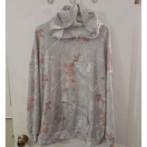 SHEIN Top Xl Gray Camouflage Leaf Hoodie Sweatshirt Long Sleeve Kangaroo Pocket